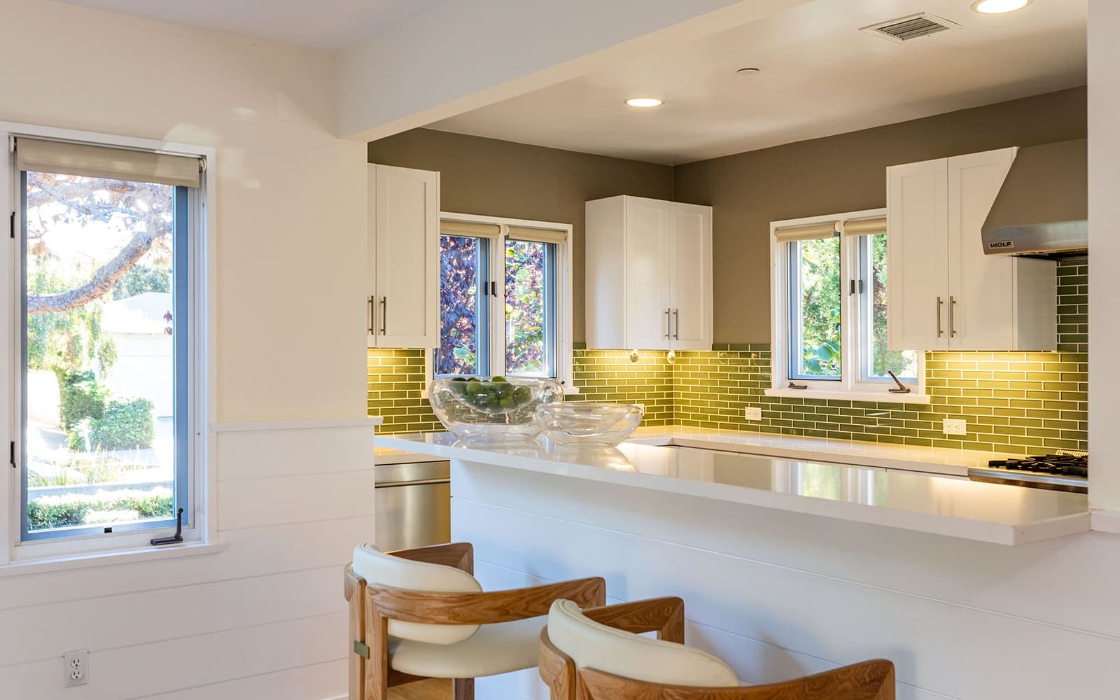 Workspace perspective toward entry at Santa Monica Residential