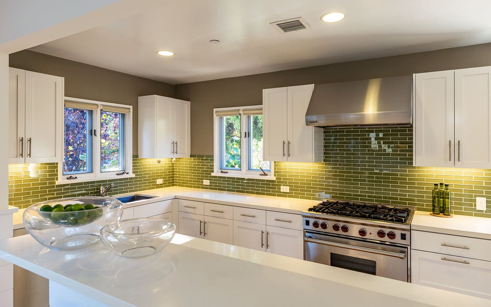 Collaborative area with seating at Santa Monica Residential