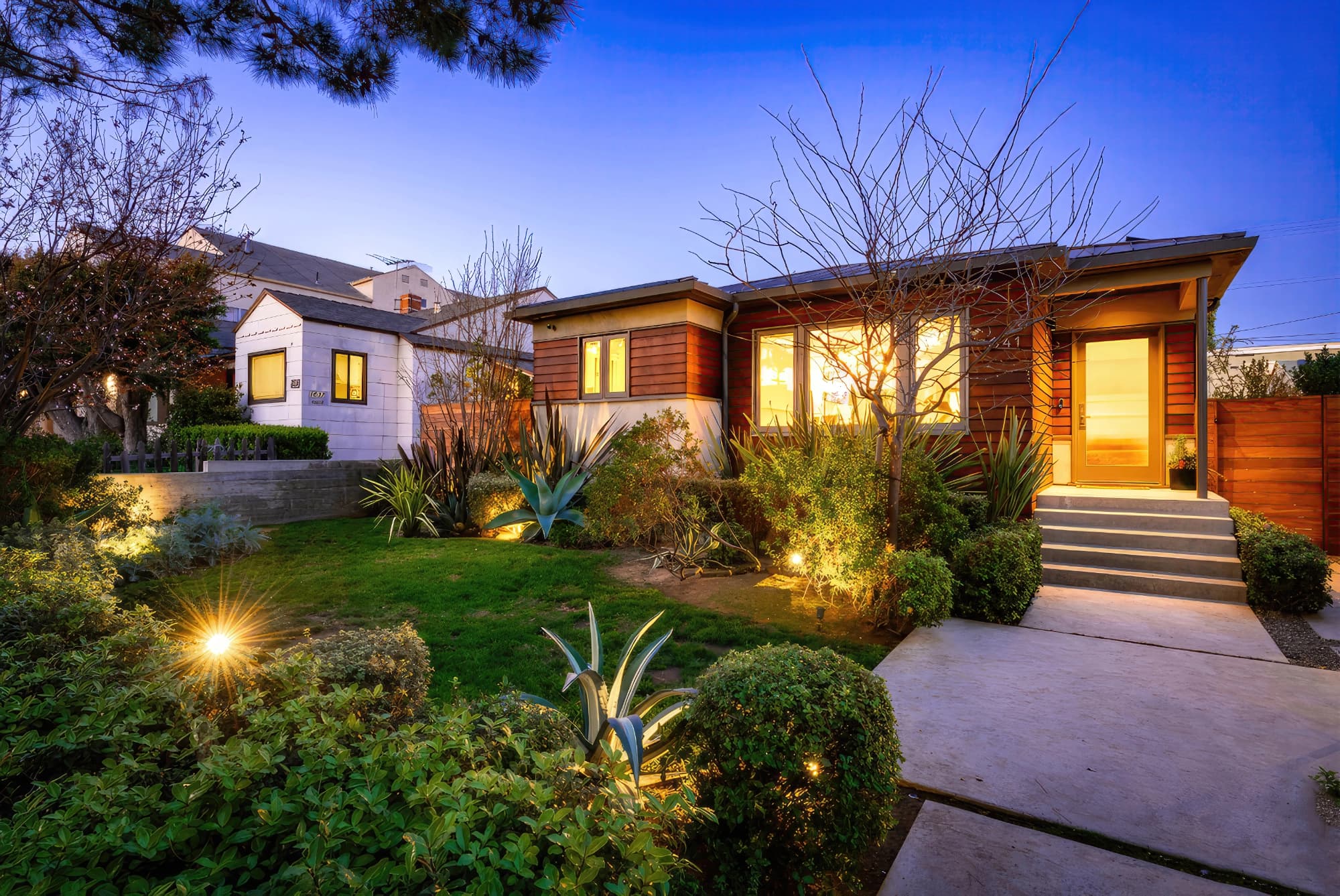 Exterior streetscape near Santa Monica Residential