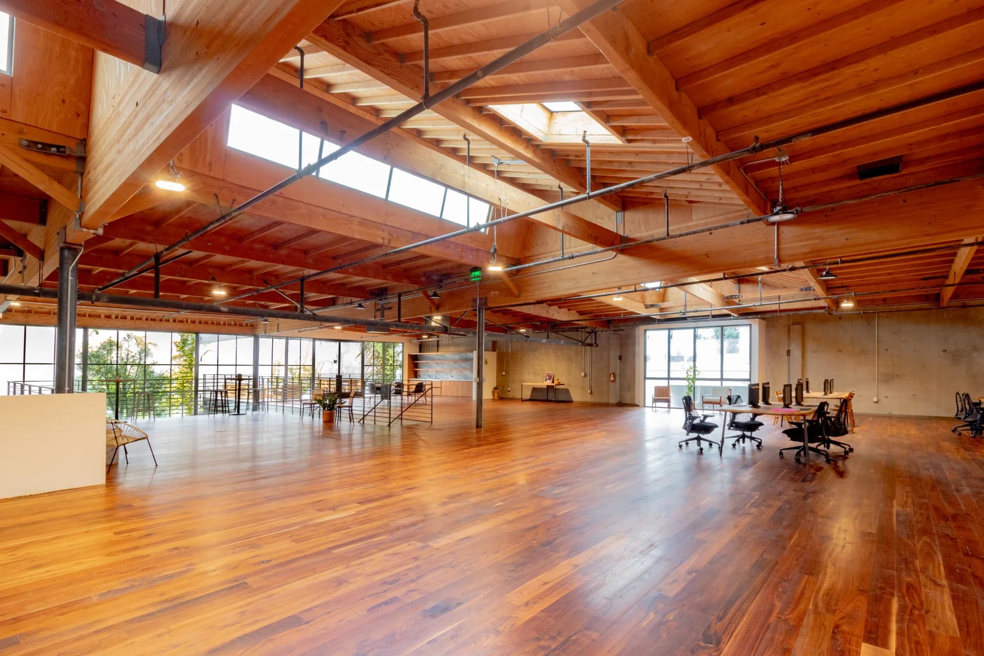 Open workspace with daylight